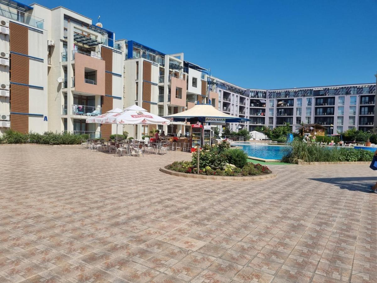 Studio Apartment With Balcony 300M From Beach Slantschew brjag Exterior foto