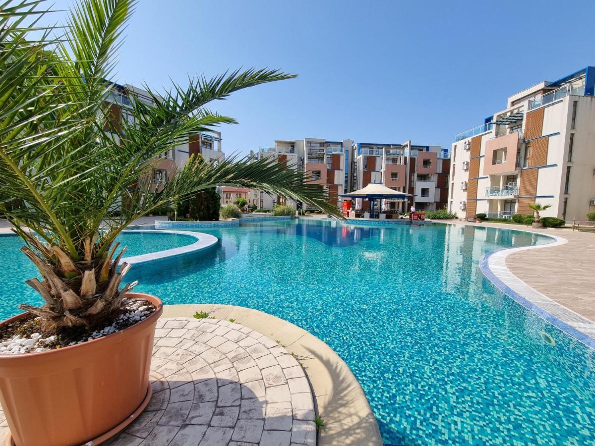 Studio Apartment With Balcony 300M From Beach Slantschew brjag Exterior foto