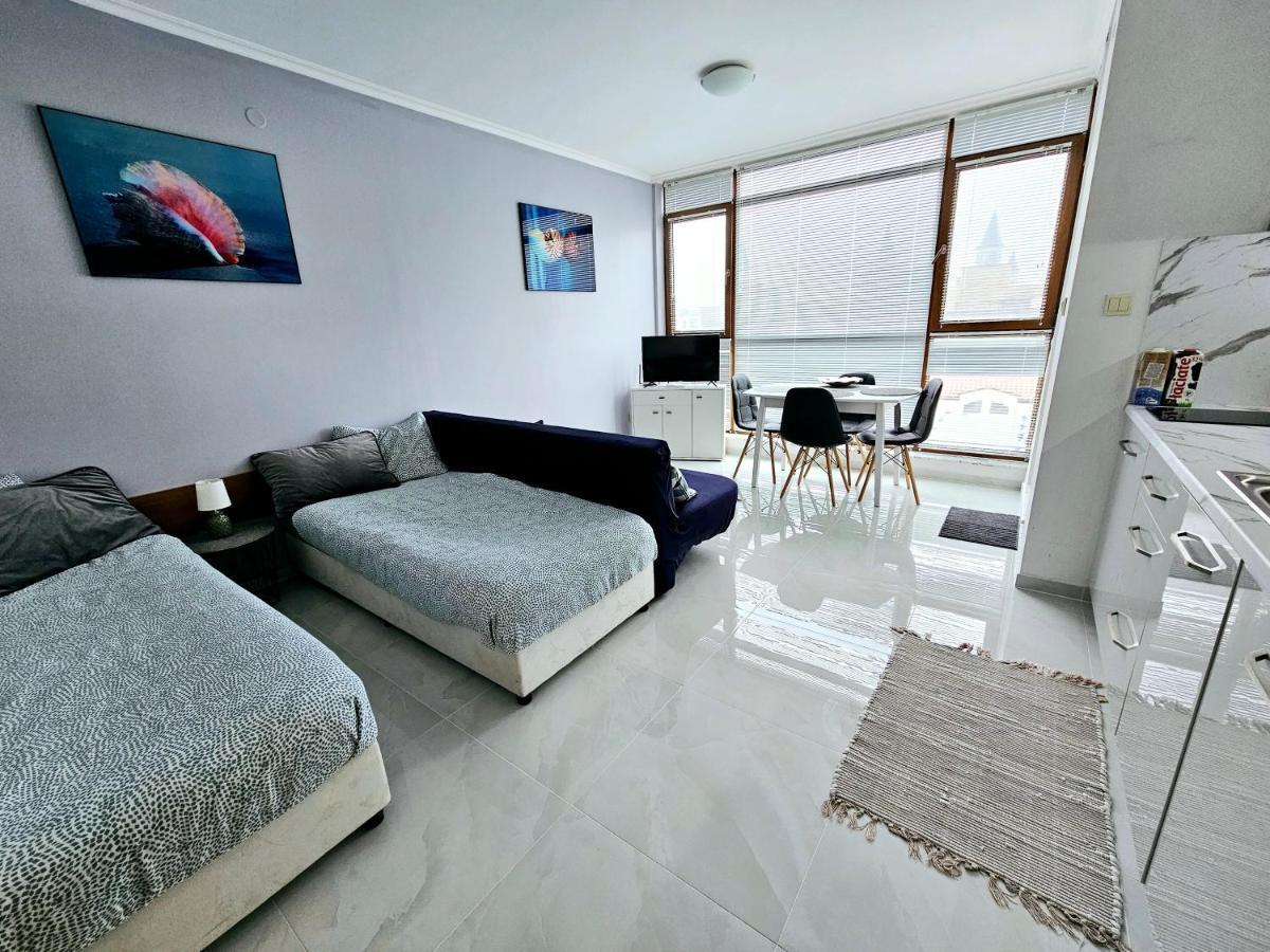 Studio Apartment With Balcony 300M From Beach Slantschew brjag Exterior foto